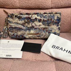 Brahmin Rare Find Kayla Stratus Melbourne small clutch gentle used